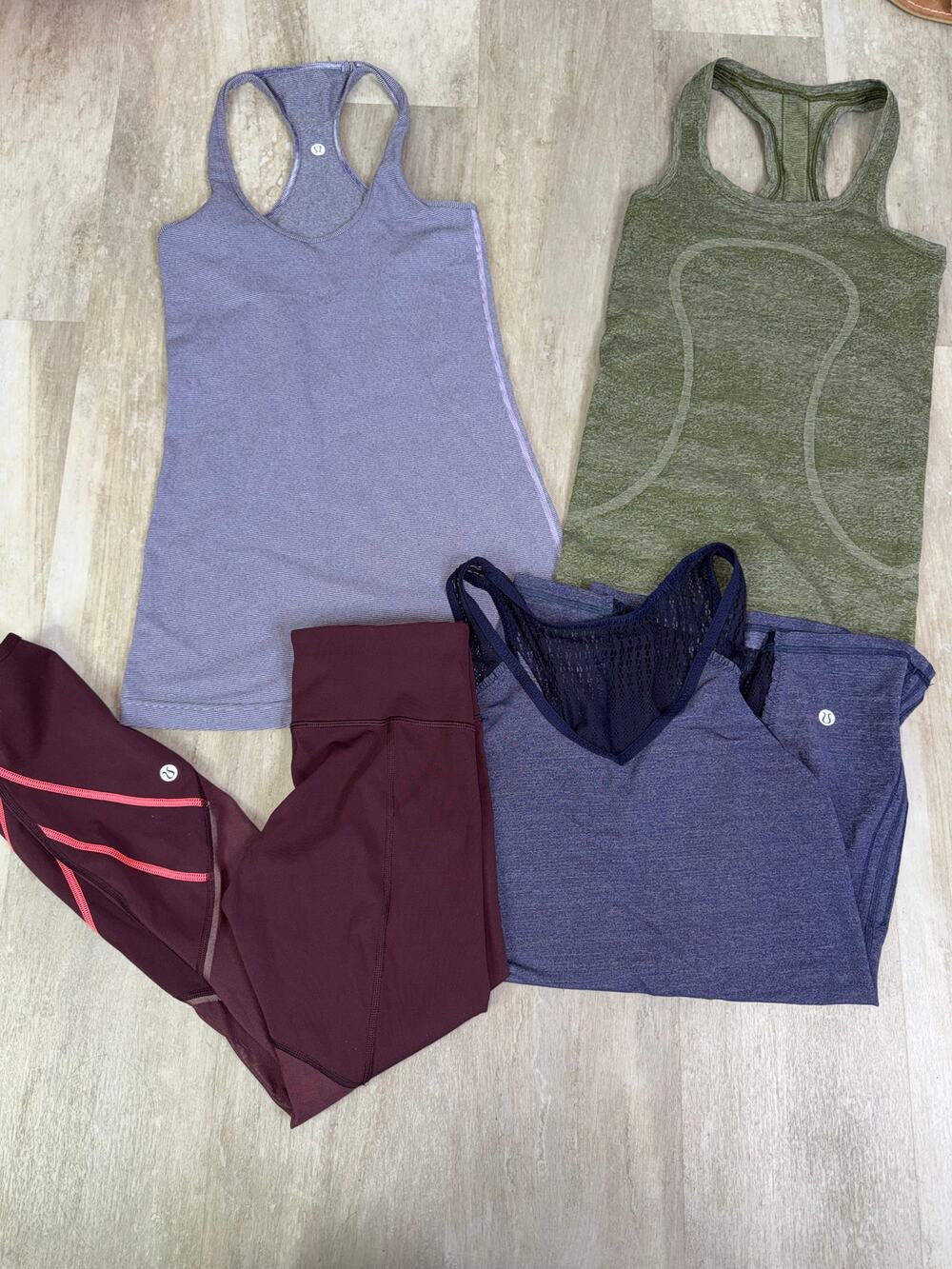Lululemon Size 2 leggings & 3 tank tops